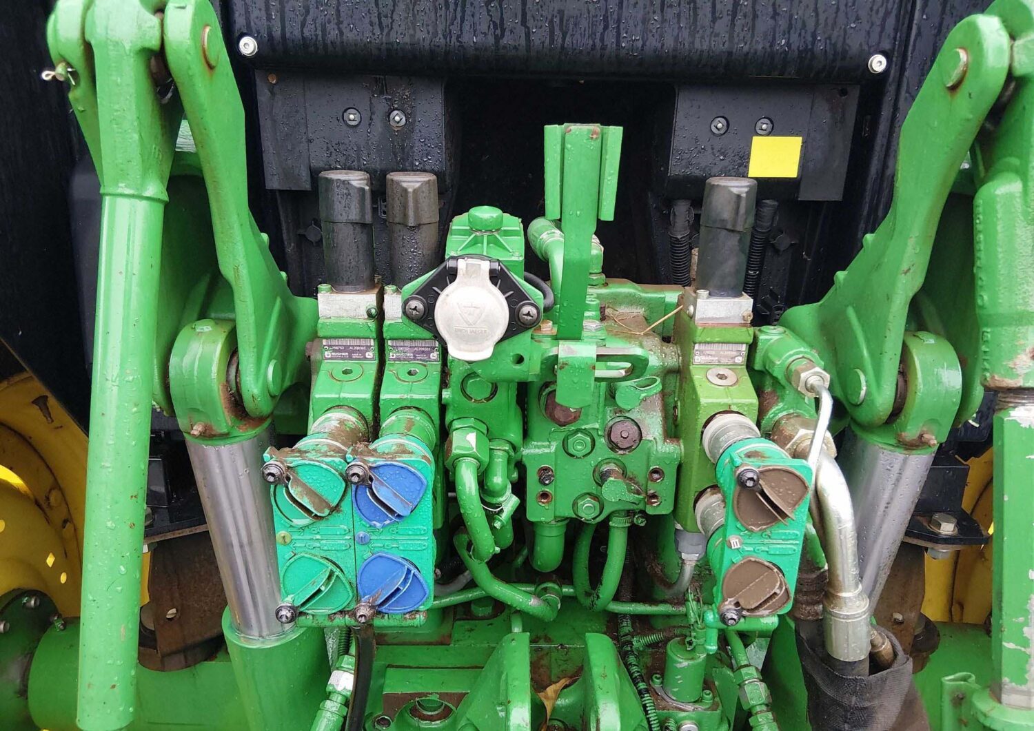 DT4644T